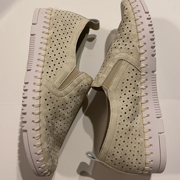 Frogg Toggs SZ 6 Slip On Beige Camo Traveler Shoes New - Picture 8 of 11